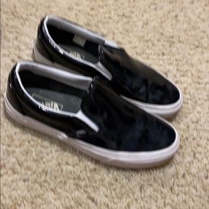 Unisex patent leather vans
